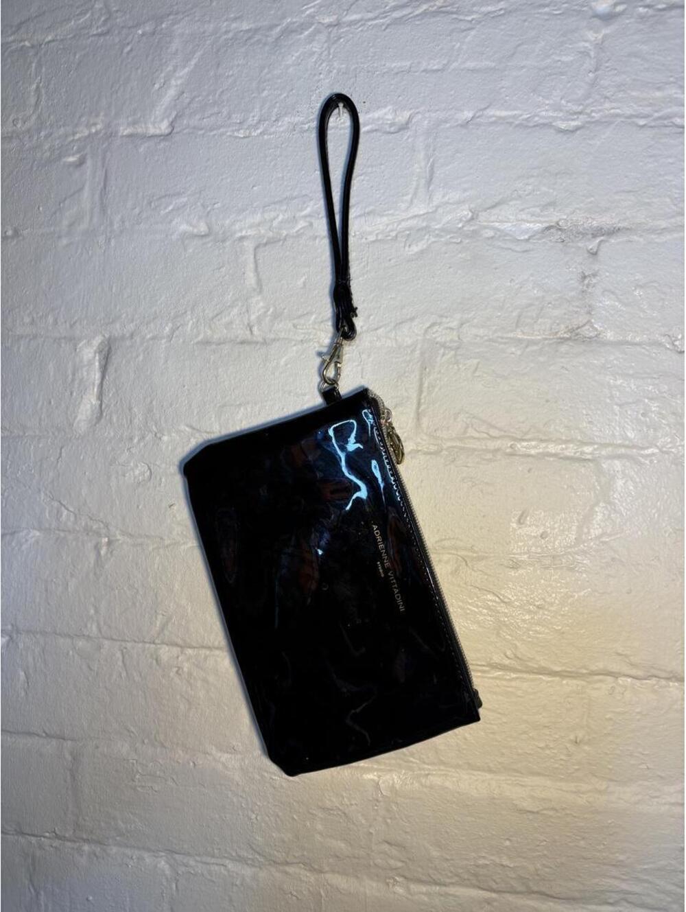 Adrienne Vittadini Zip Around Charging Wallet